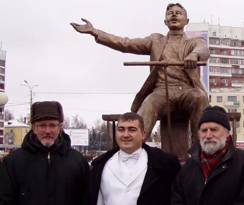 Путевка в жизнь фильм 1931 мустафа. Мустафа дорогу строил мустафа по ней ходил. Мустафа дорогу строил мустафа по ней ходил. В. Йыван кырла мустафа фильм.