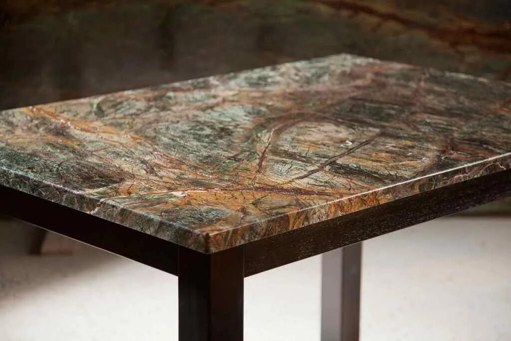 Журнальный столик из натурального камня. Стол с мраморной столешницей. Столик с гранитной столешницей. Журнальный стол из натурального камня. Ультрабетон столешница.