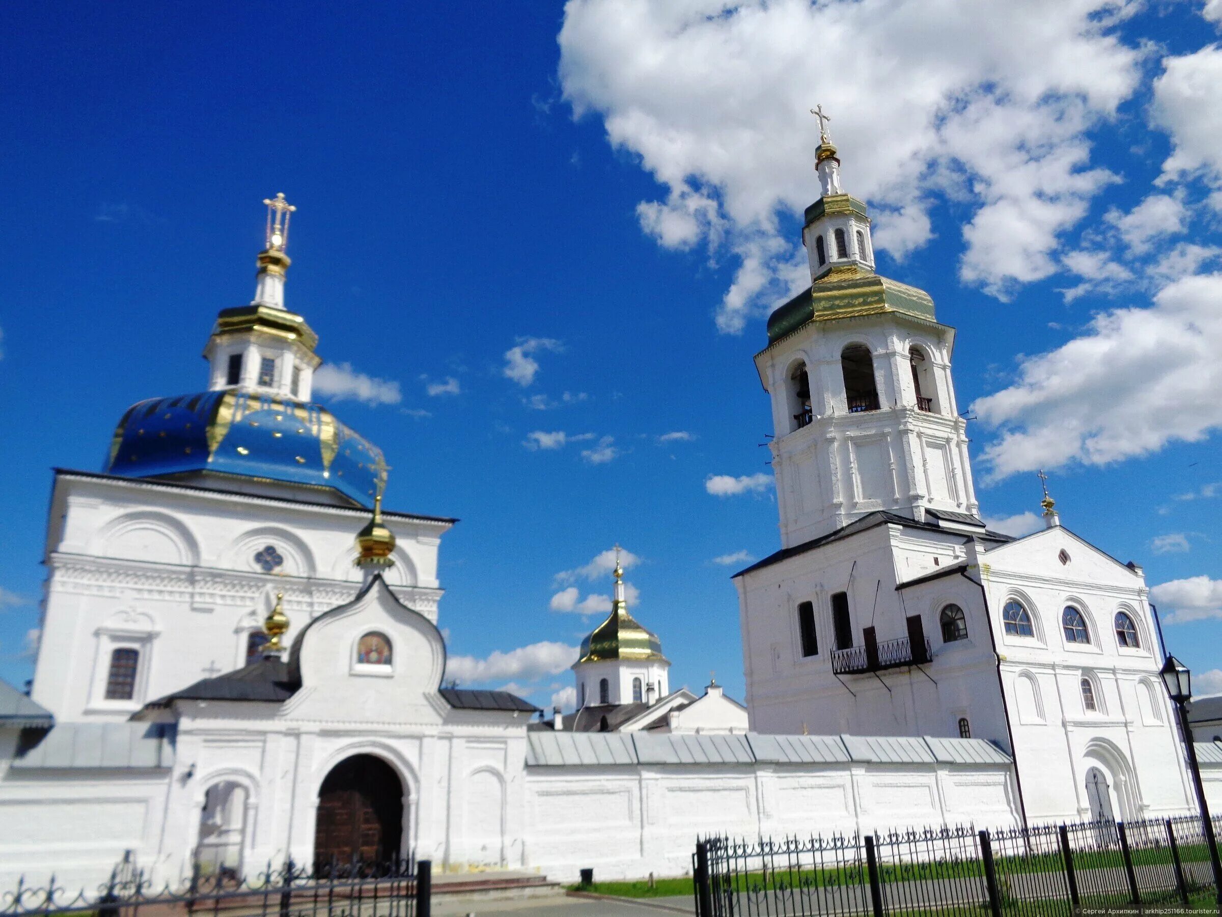 Абалакский мужской монастырь. Свято-Знаменский Абалакский мужской монастырь. Абалакский Знаменский монастырь Тобольск. Абалак Тобольск монастырь. Абалакский монастырь Тобольск официальный сайт.