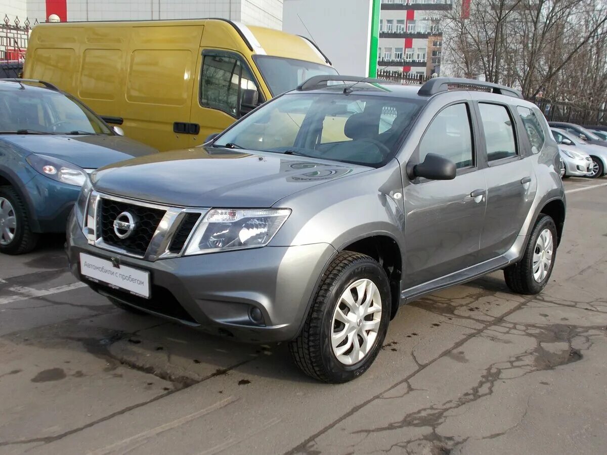 Купить б/у Nissan Terrano III (D10) 1.6 MT (102 л.с.) бензин механика в Москве: 