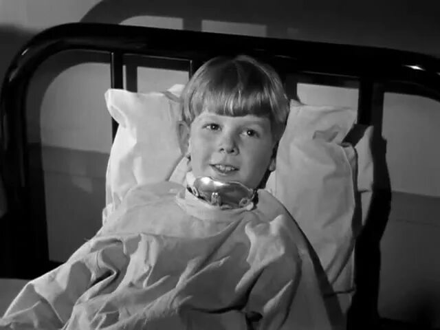 Фильм бугмелия испания 1950. Оскорбление фильм 1950. Принцесса египта в америке фильм 1950. 1950s noir poster cinema. Где живет опасность фильм 1950.