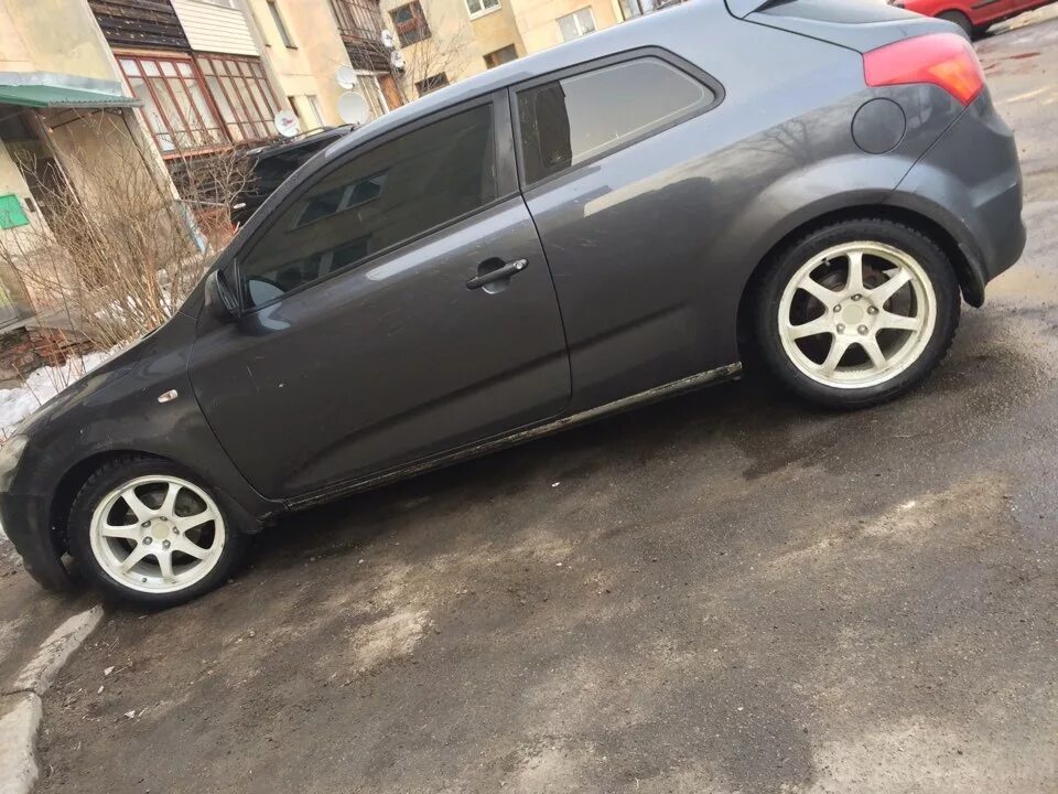 Скад азимут. Kia Ceed ed диски r17. Kia Ceed ed диски r16. Kia Pro Ceed 2008 диски r16. Ceed ed на 17 дисках.