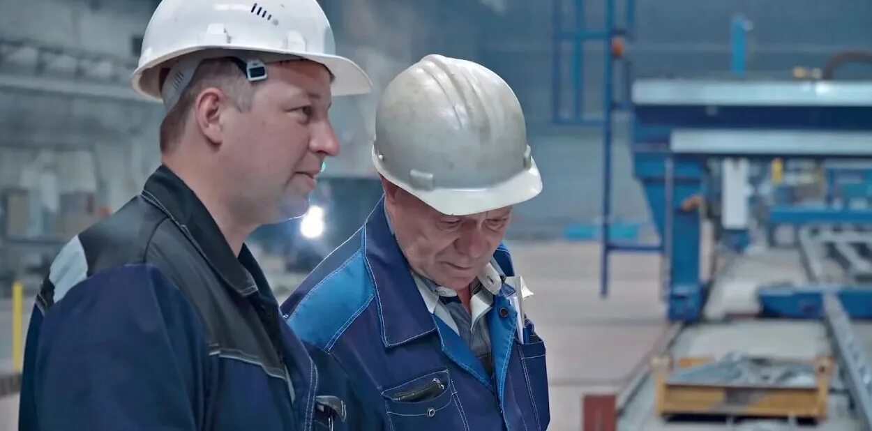Работа на судостроительном заводе