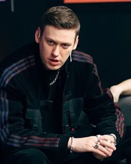 Дата рождения антона шастуна