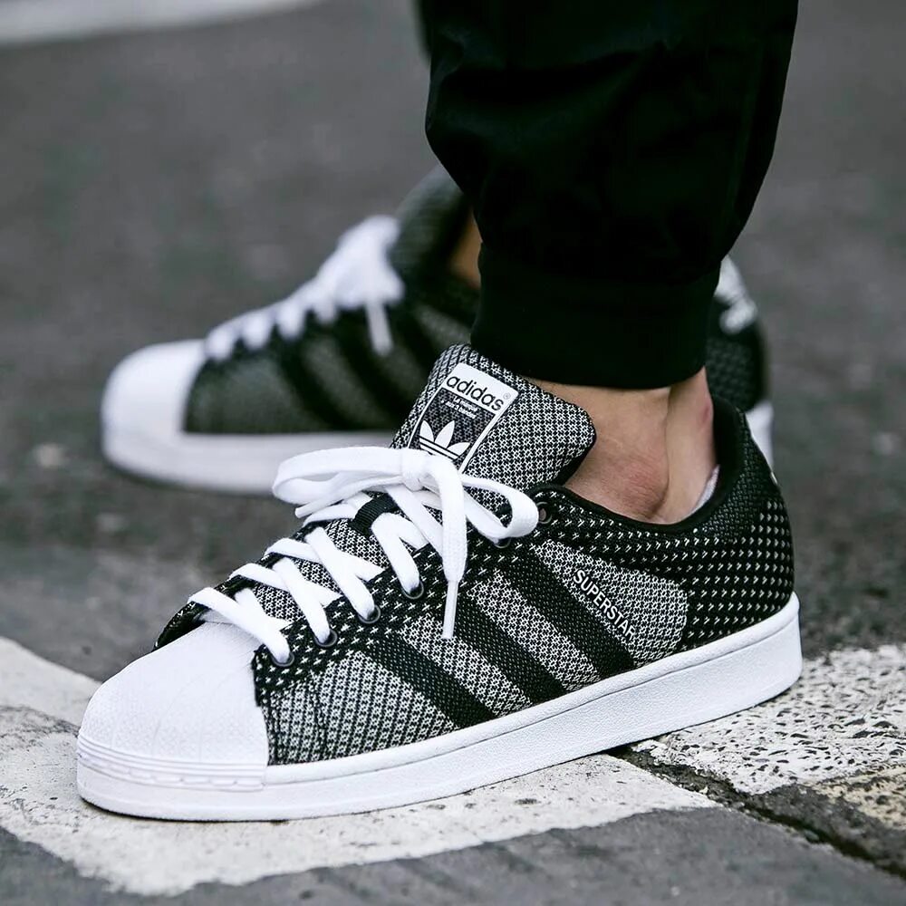 Adidas Superstar. Adidas Superstar серые. Кроссовки адидас Superstar мужские. Adidas Superstar Black White.