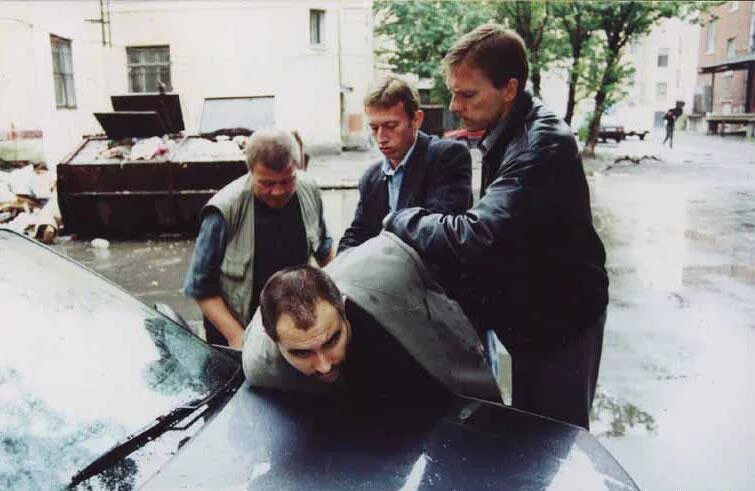 Улицы разбитых фонарей (Менты) (1998): фото, кадры и постеры из сериала Вокруг