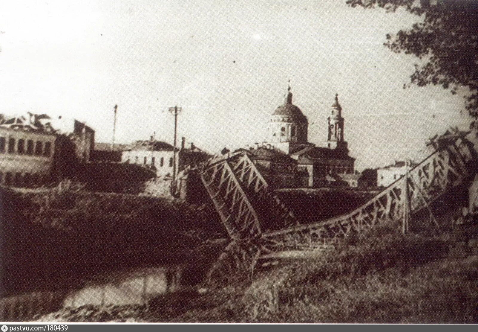 Разрушенный орел. Город Орел Александровский мост. Разрушенный Александровский мост 1943 Орел. Александровский мост Орел красный мост. Мариинский мост Орел.