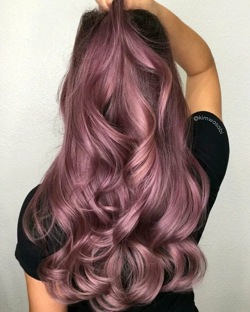 Розовое дерево волосы. Красивый цвет волос. Розовый цвет волос. Интересный цвет волос. Красивые фиолетовые оттенки волос.