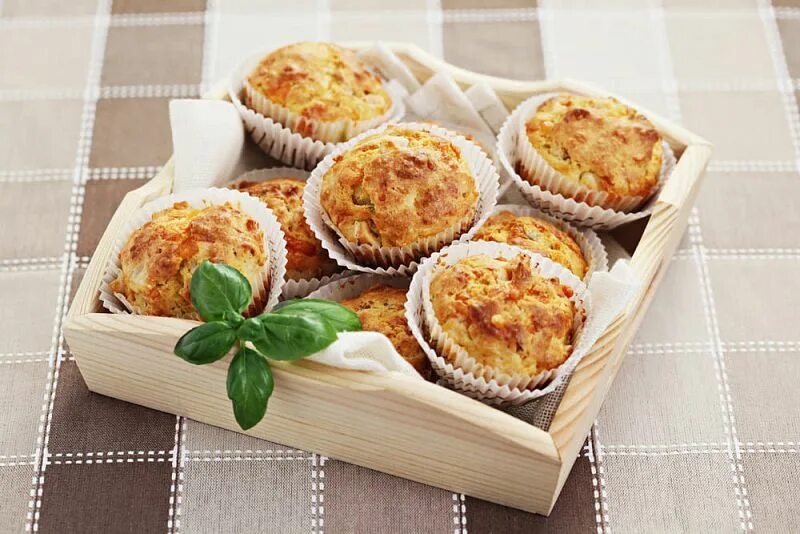 Сырные маффины с помидорами и зеленым луком - рецепт с фото, рецепт приготовлени