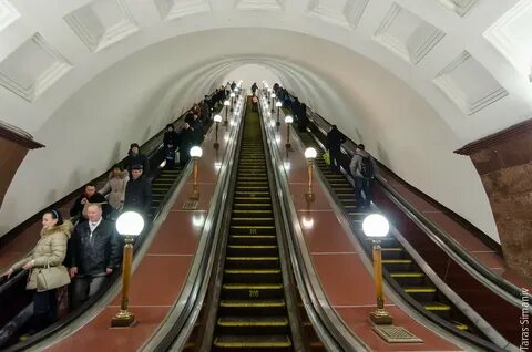 Комсомольский проспект метро