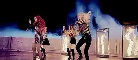 Black pink playing with fire