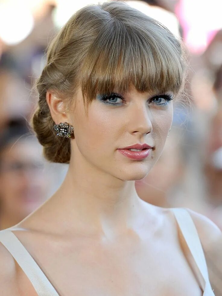 Тейлор свифт вк. Тейлор Свифт. Taylor Swift Тейлор Свифт. Тейлор Свифт 2012. Тейлор Свифт анфас.