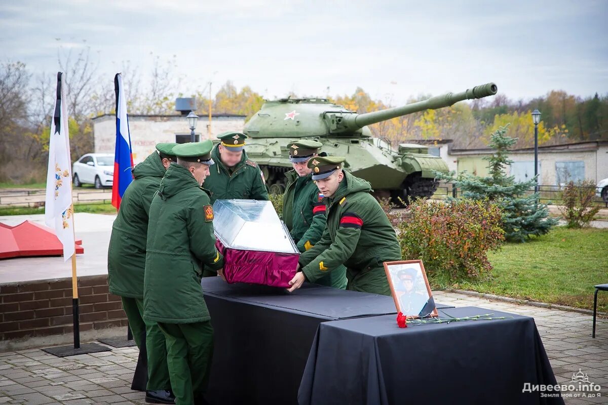 Праздник специальной военной операции. Сво специальная Военная операция. Самарская область специальной военной операции. Служба по контракту в Украине.