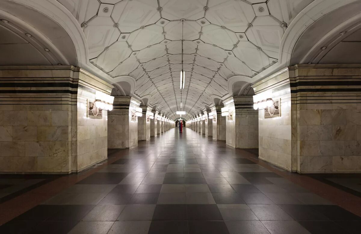 Сокольническая линия московского метрополитена. Станция метро спортивная Москва. Станция спортивная Москва. Станция спортивная Московский метрополитен. Станция спортивная Сокольнической линии.