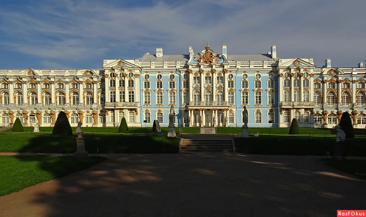 город пушкин екатерининский дворец. город пушкин царское село екатерининский дворец. дворец в царском селе. дворец в пушкино санкт-петербург. екатерининский дворец в пушкине часы.