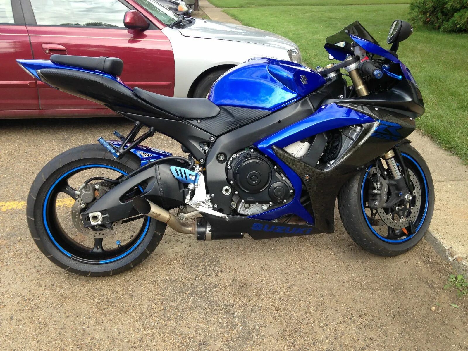 Suzuki GSXR 600. Suzuki GSX-R 600 k9. Suzuki GSXR 600 k9. Yamaha GSXR 600.