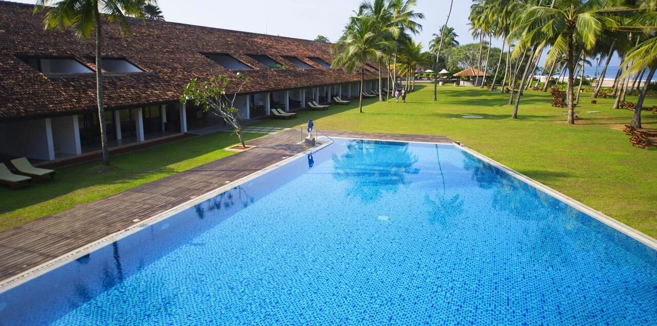Авани бентота резорт. Avani bentota resort & spa 4* фото. Avani bentota resort & spa 4*. Avani bentota resort. Авани бентота резорт.
