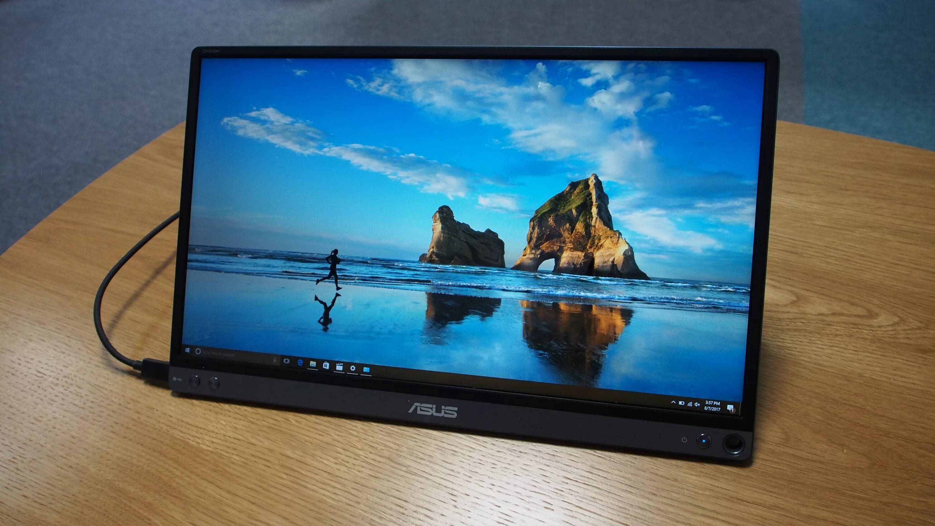 Монитор ASUS ZENSCREEN mb16ac. Монитор 15,6" ASUS mb16ace. ASUS Portable Monitor. Портативный монитор асус для ноутбука. Монитор 15.6