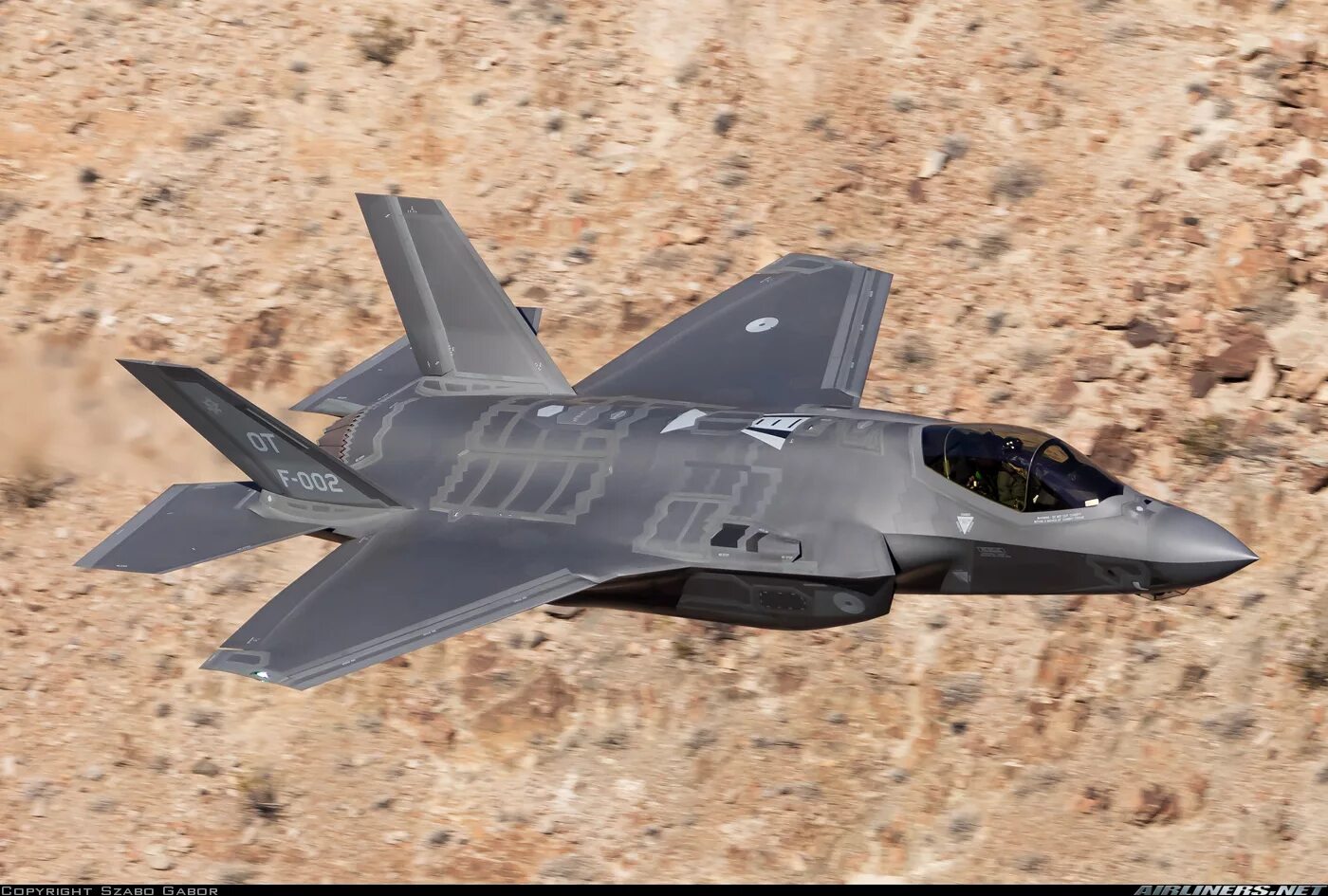 Сколько f35
