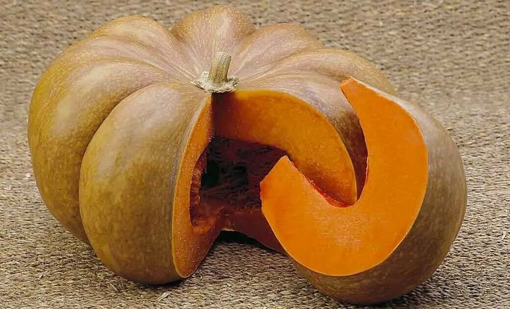 Тыква кикудза. Тыква 3 кг. Тыква дынная гавриш. Тыква 500 кг. Тыква маленькая оранжевая.