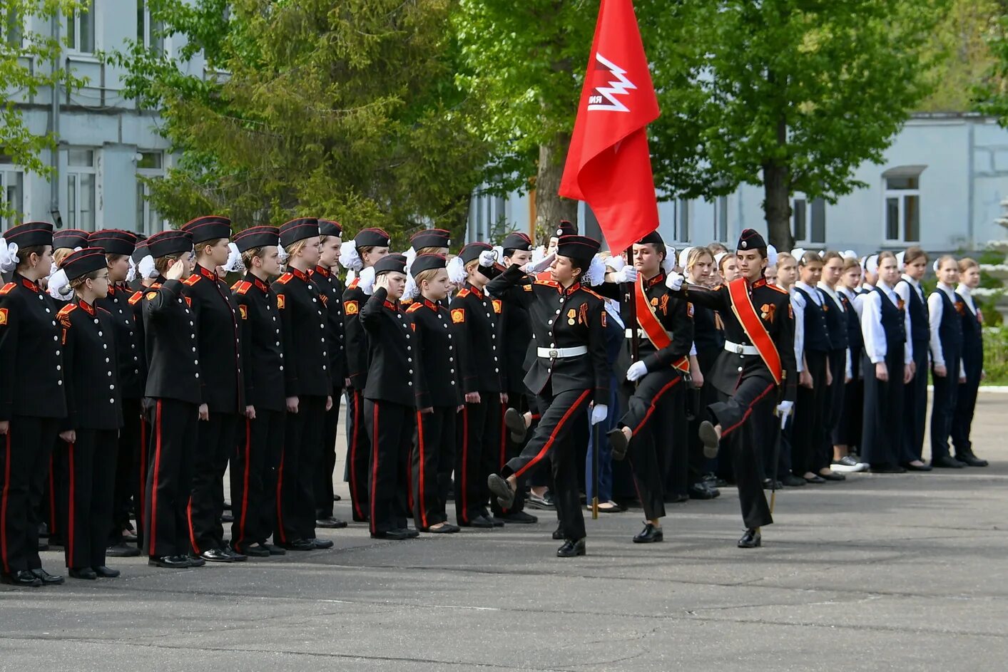 Кадетская школа-интернат карельский кадетский корпус. Пансион государственных воспитанниц кадетская школа-интернат. Кши 9 московский пансион. Московский корпус кадетский корпус государственных воспитанниц. Первый московский кадетский корпус государственных воспитанниц.