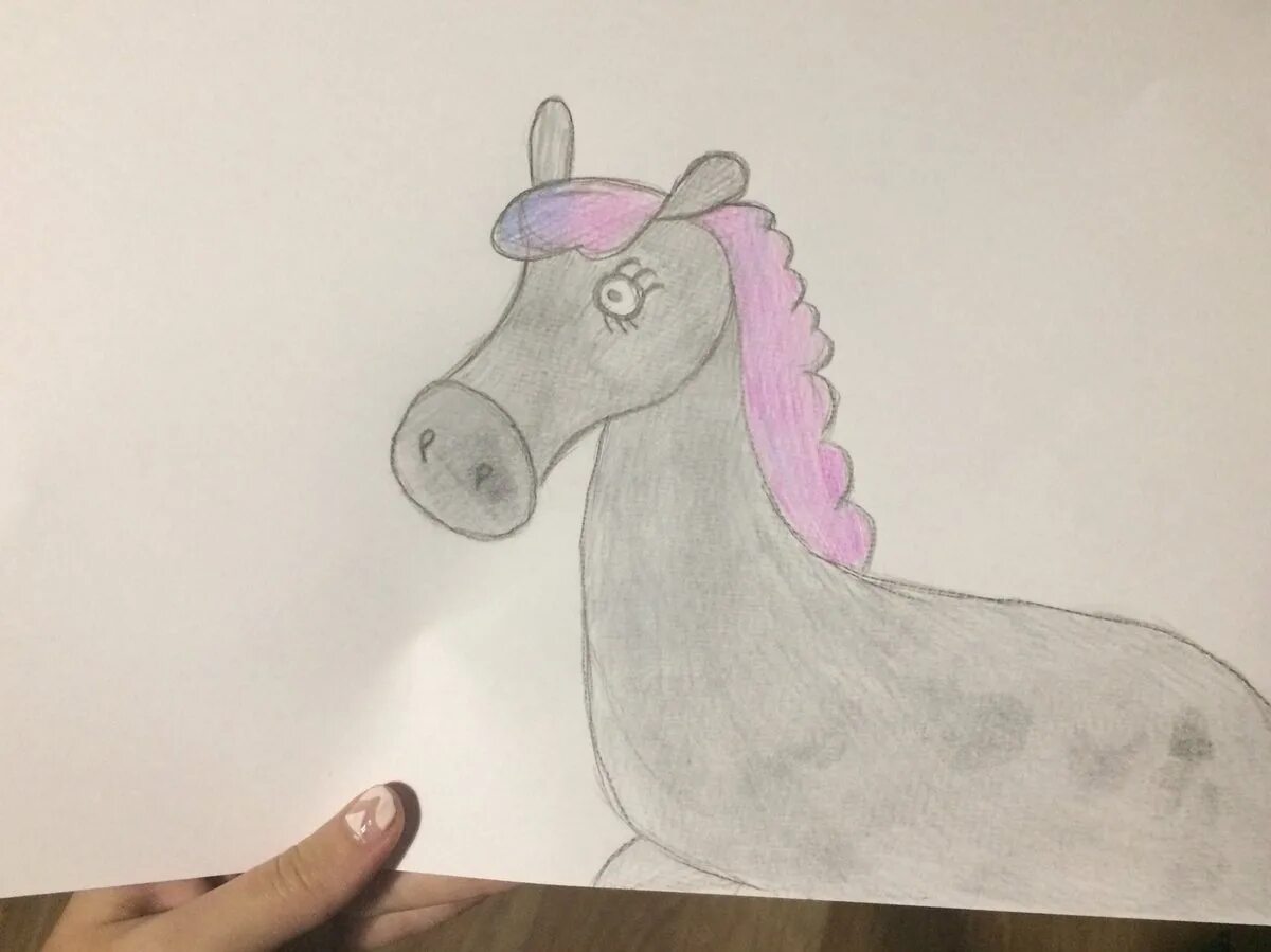 Конь с розовой гривой. Конь с розовой гривой рисунок. Конь с розовой гривой рисунок карандашом. Иллюстрация к рассказу конь с розовой гривой. Конь с розовой гривой 6 класс рисунок