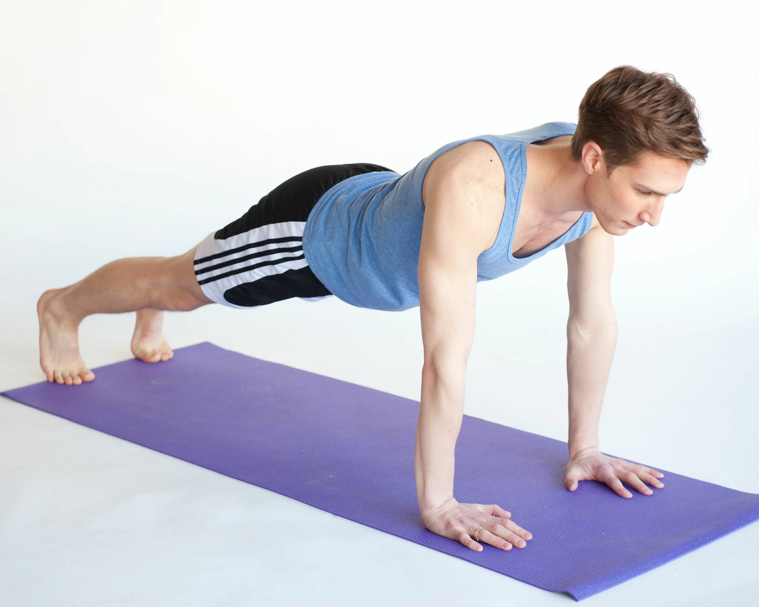 Push up. Push up. Отжимания от пола с колен. Бюстгальтер супер пуш ап 85 а. Упражнения отжимания.