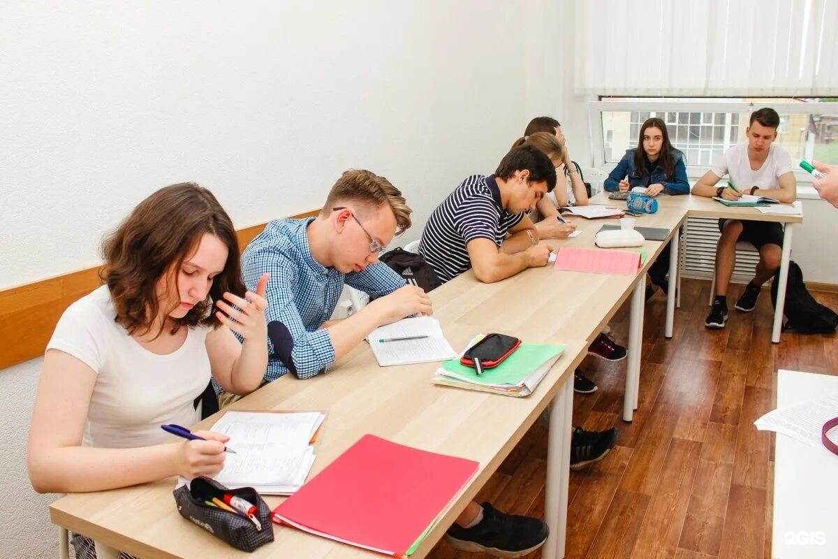 Как проводят занятия репетиторы. Дельтаплан иркутск курсы. репетиторы иркутск. улица огэ.