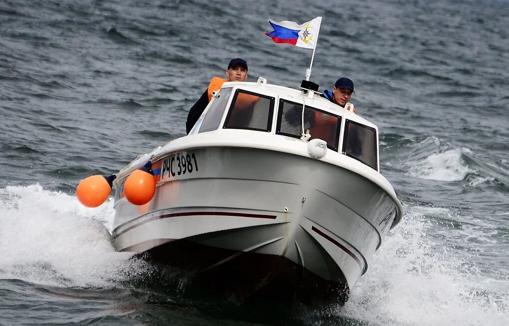 Катер patrol-1000 гимс. Маломерное судно новое. Маломерное судно новое. Маломерное моторное судно км-120 турист. Лодка ламберт гимс.