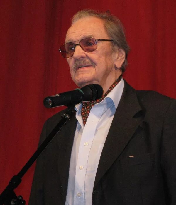 юрий яковлев. юрий бондарев биография. сколько лет юрию васильевичу. народный артист юрий васильевич. бондарев юрий васильевич презентация.