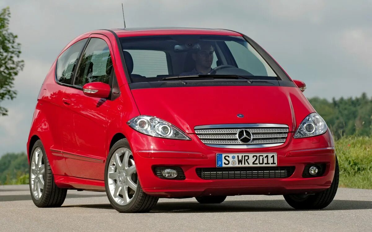 Class b car. Mercedes benz a class w169. мерседес 130. mercedes-benz a200 turbo. w169 a200 turbo.