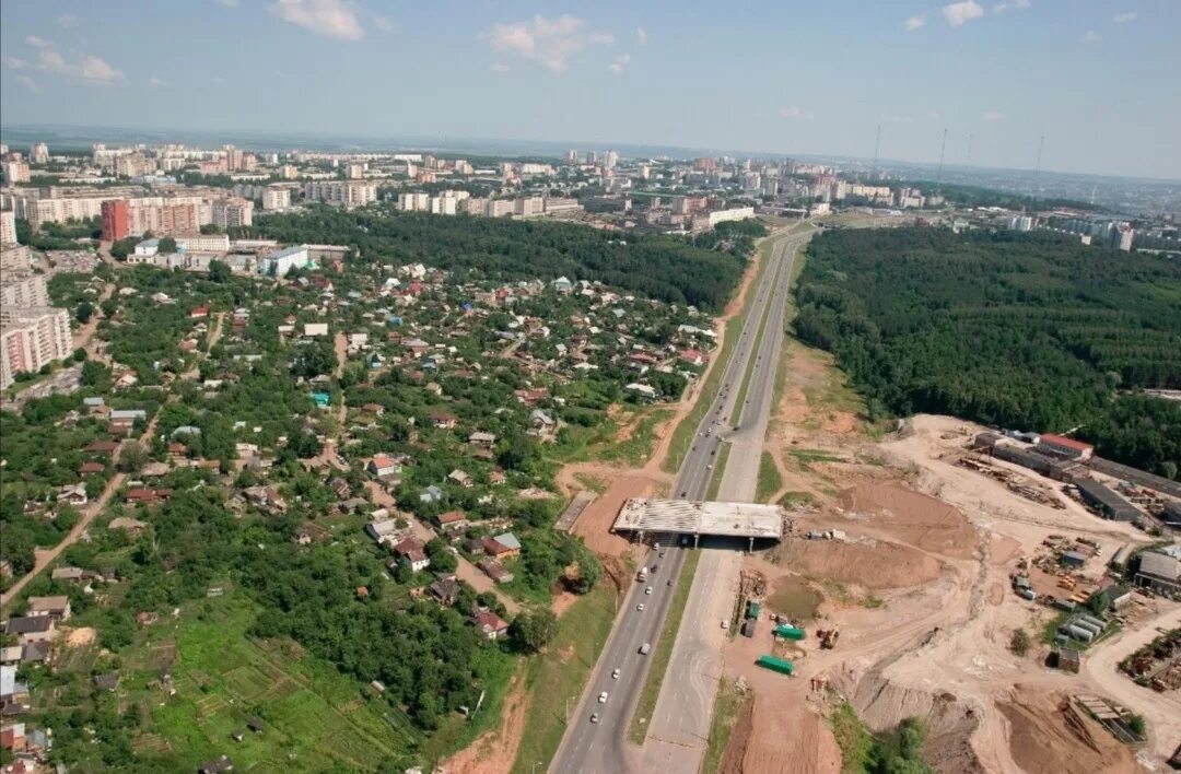 Уфа проспект Салавата Юлаева раньше. Проспект Салавата Юлаева до постройк. Инорс Уфа 2022 с высоты птичьего полета. Шумавцовский мост Уфа.