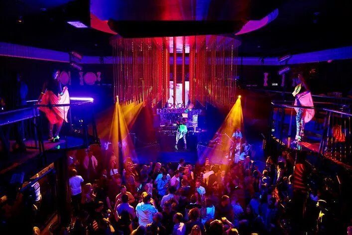 Ночной клуб голливуд челябинск. Дорогие клубы голливуда. Клубе hollywood. Клуб в голливуде. Клубе hollywood.