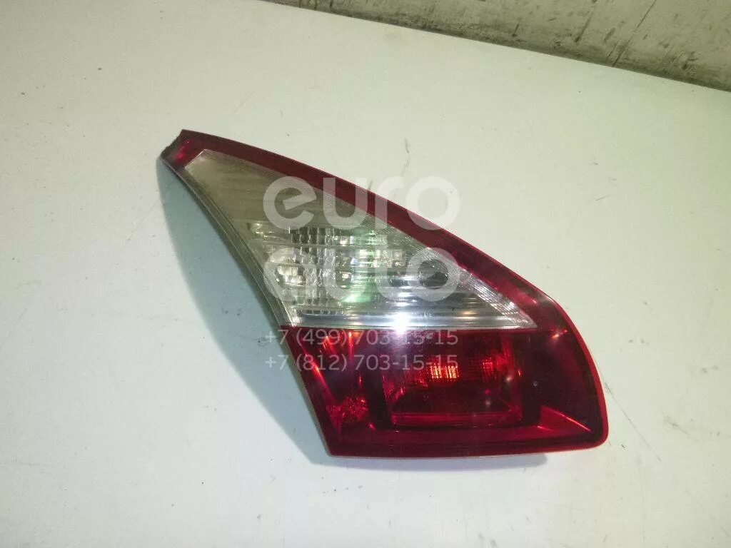 Задняя фара renault megane 2. Фонарь задний renault megane 2 2008. Задний фонарь рено меган 3 хэтчбек. Рено меган 2 хэтчбек задние фонари. Задний фонарь рено меган 3 универсал.
