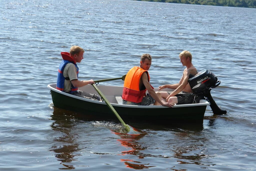 Лодка афалина 360 люкс. Лодка стелс 255 аэро. Пластиковая лодка афалина-255. Лодка пвх хантер стелс 255 аэро. Пластиковая лодка афалина-255.