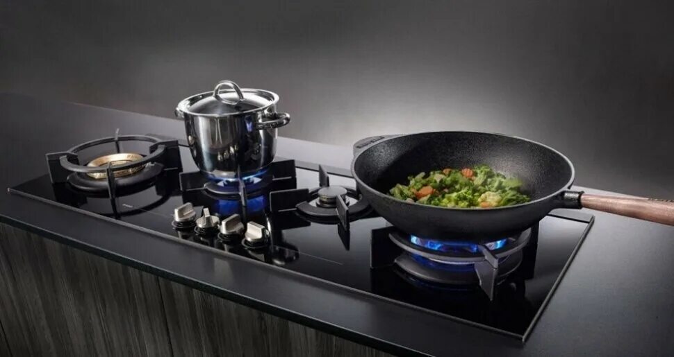 Палочки паназия. Сковорода вок из нержавеющей миски. Вок rondell wildberries. Курица тушеная с овощами. Сковорода вок mercury mc-7301.