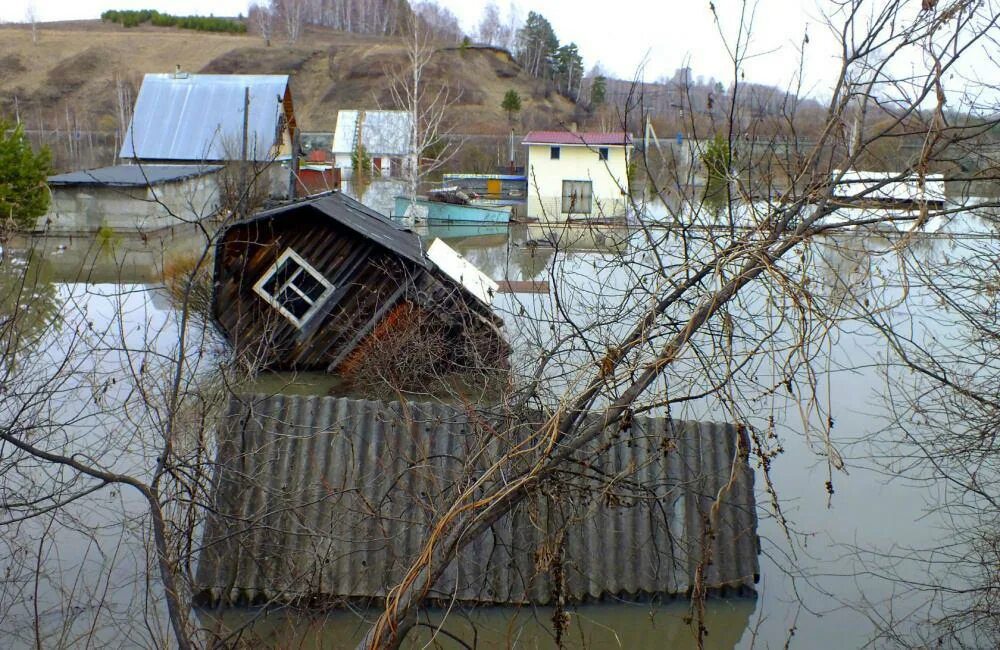 Веб камеры уровня воды. Наводнение в Новокузнецке 2004. Калтан Сарбала наводнение. Наводнение в Кемеровской области в 2004. Затопление Сарбала Малиновка.