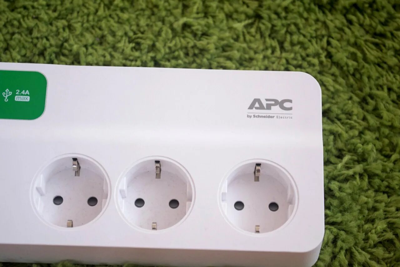 Сетевой фильтр apc essential surgearrest. Сетевой фильтр apc essential surgearrest