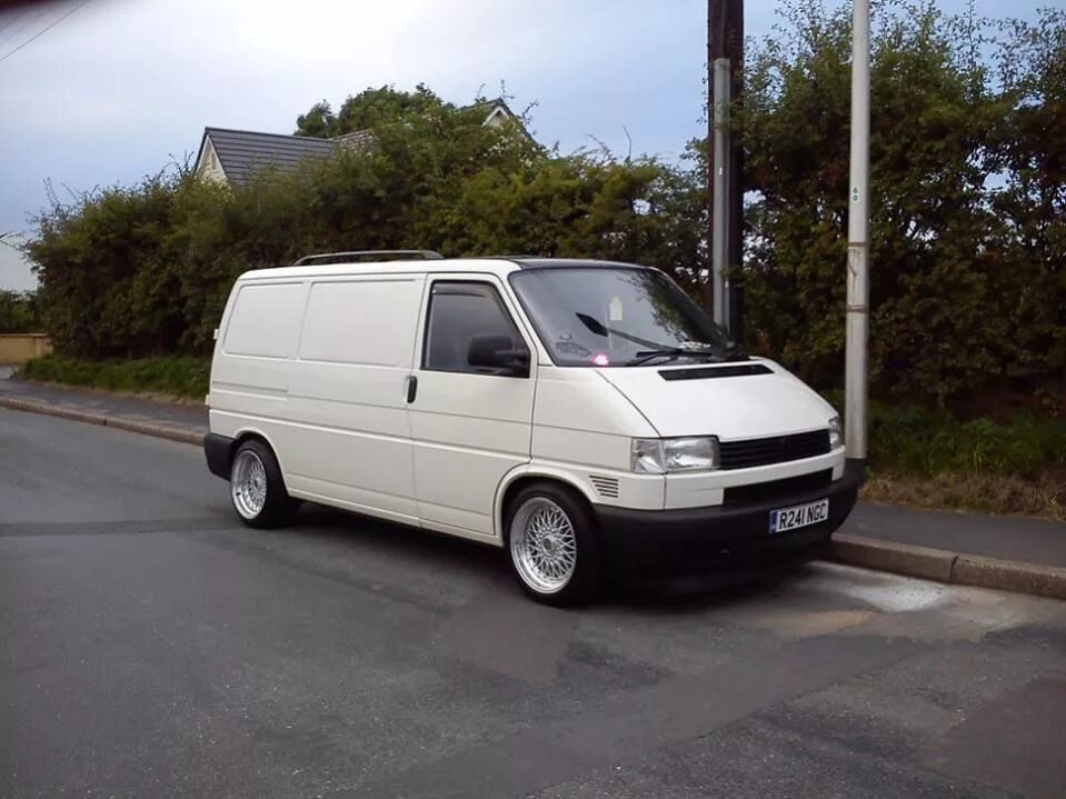 Фольксваген т4 2006. T4 белый. Фольксваген т4 длинная база. T4 белый. Volkswagen transporter t4 белый.