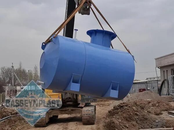 Capacity 10. Capacity 10