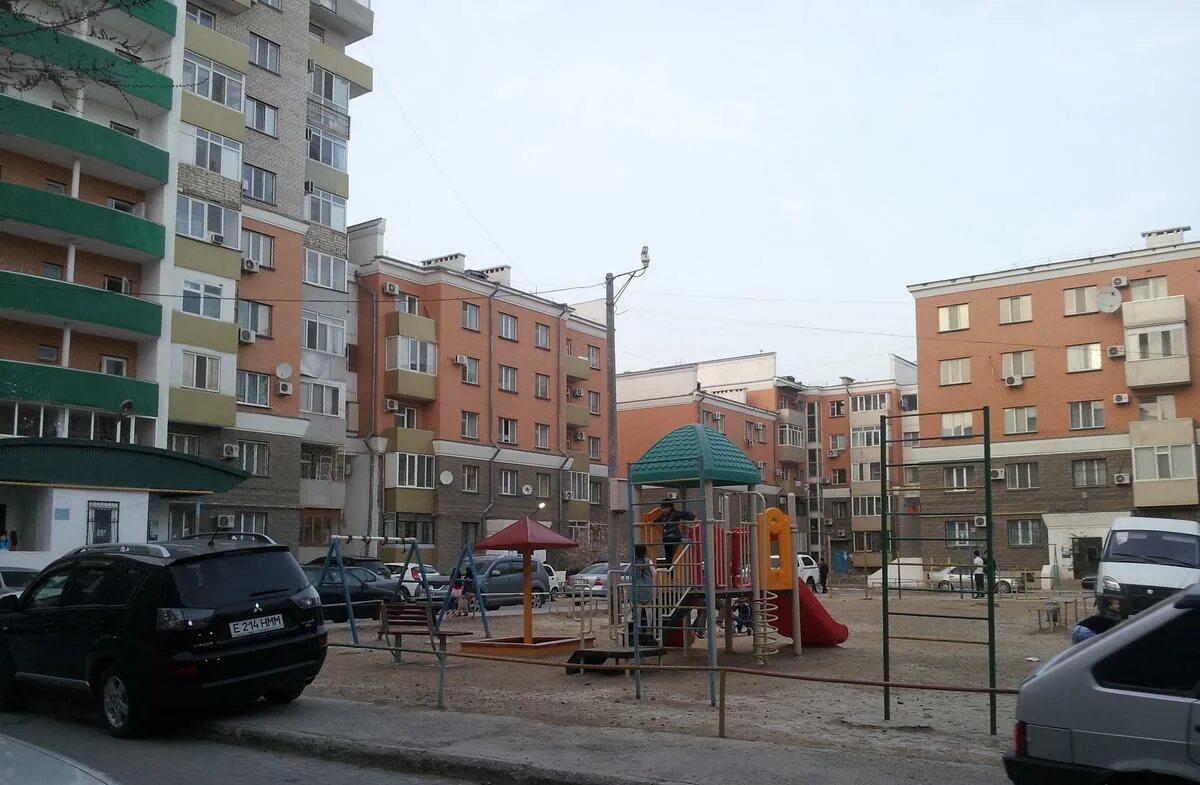 Атырау курмангазы. Атырау курмангазы апартаменты. ул. курмангазы 110 г.атырау. курмангазы дом 110. атырау улица курмангазы 1 family park.
