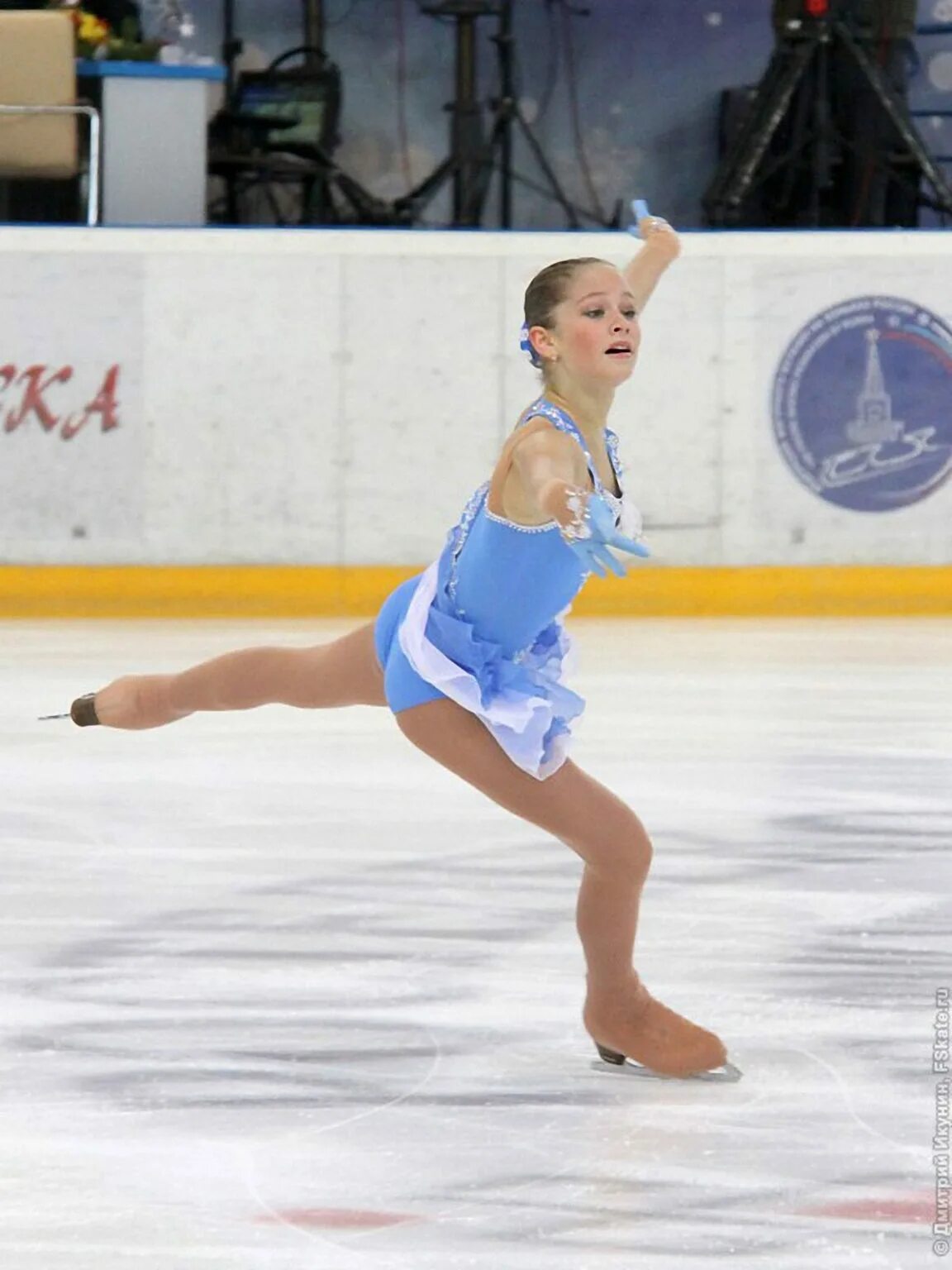 Юлия липницкая анорексия. Олимпийская чемпионка юлия липницкая. Липницкая программа сочи. Юлия липницкая олимпиада 2014. Чемпионат европы 2014 будапешт фигурное катание юлия липницкая.