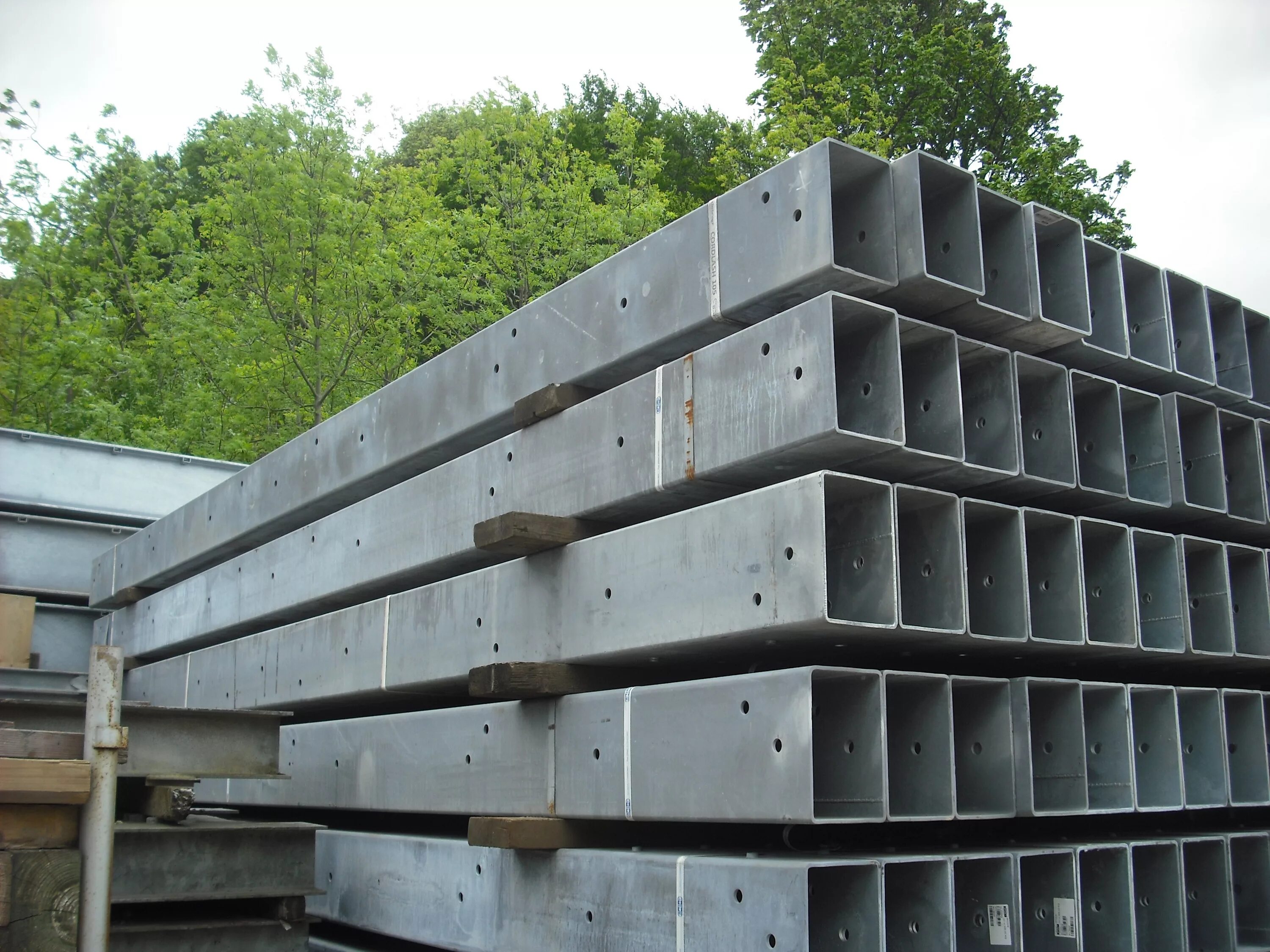 Section box. Композитные сваи. box beam. box section beam. sections &amp; beams stell.