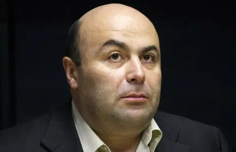 Могила миллиардера хубутия