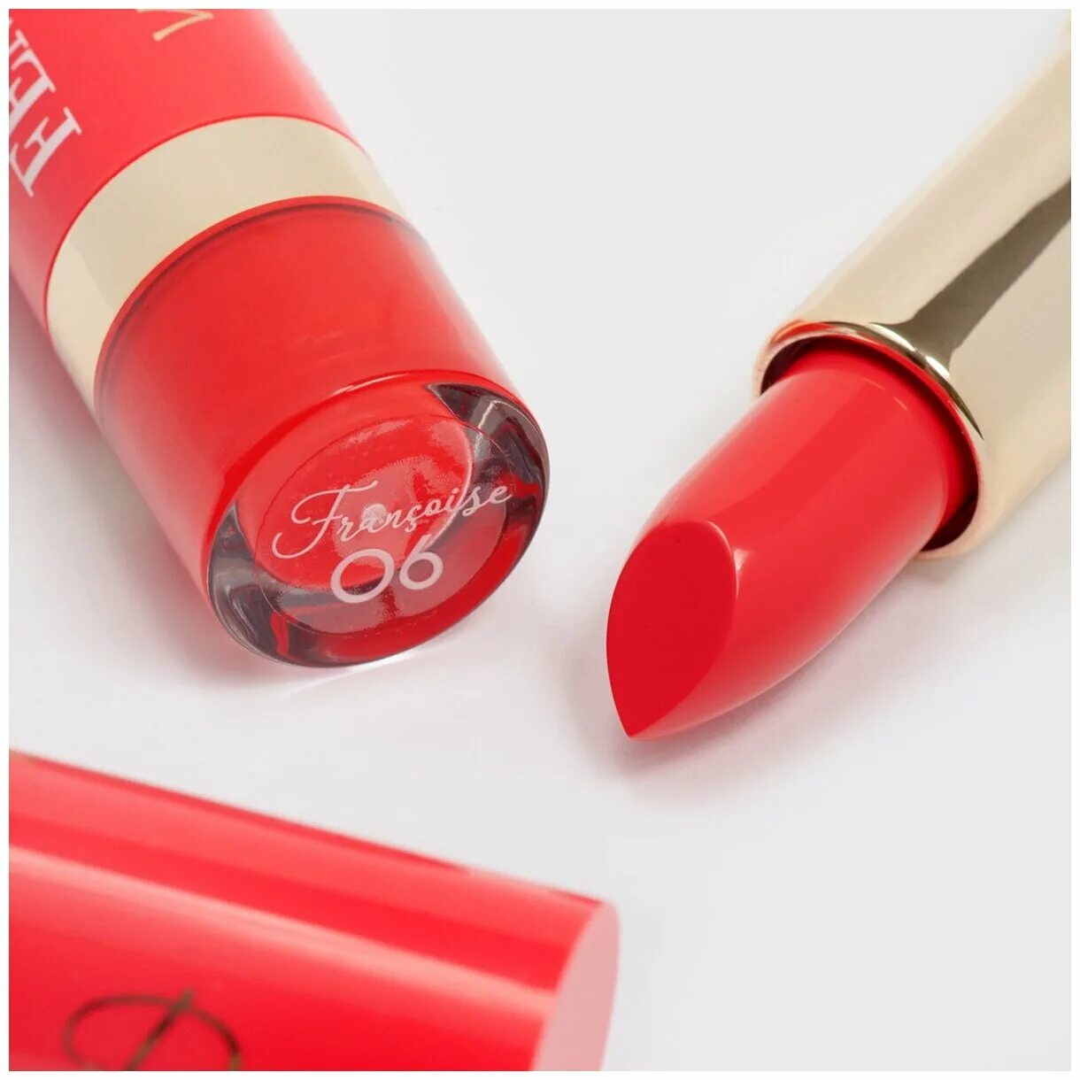 Vivienne sabo / губная помада rouge feministe тон 01. Vivienne sabo помада rouge feministe. Vivienne sabo rouge feministe. Vivienne sabo rouge feministe 02. Vivienne sabo rouge feministe.