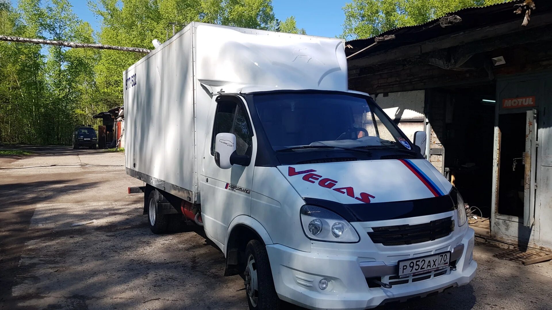 Транспортная компания томск. Транспортная компания томск. 11м3 газель. Перевозки до 2 тонн. Транспортные компании томск.