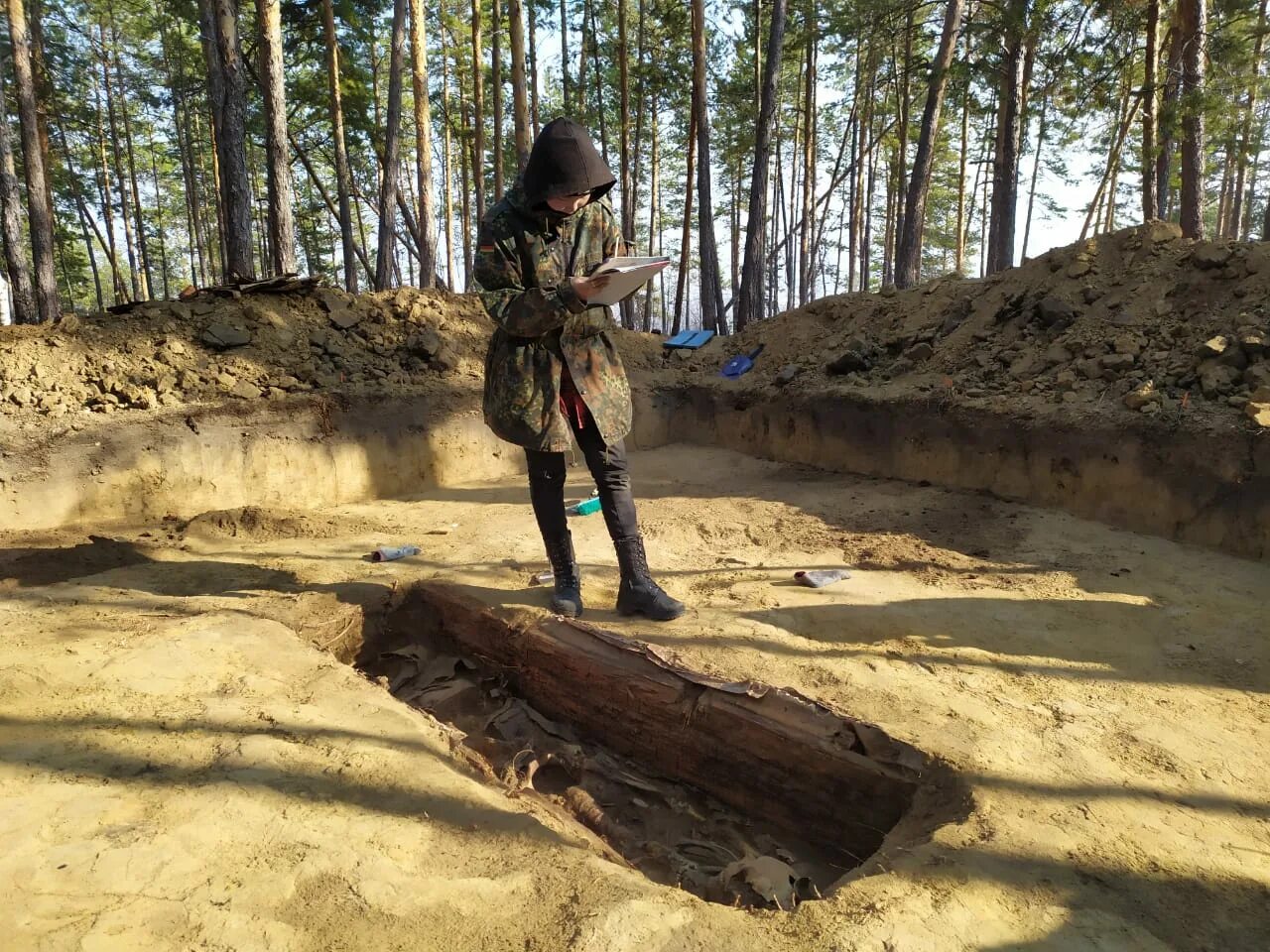 Найдено в минской. Археология якутские погребения.