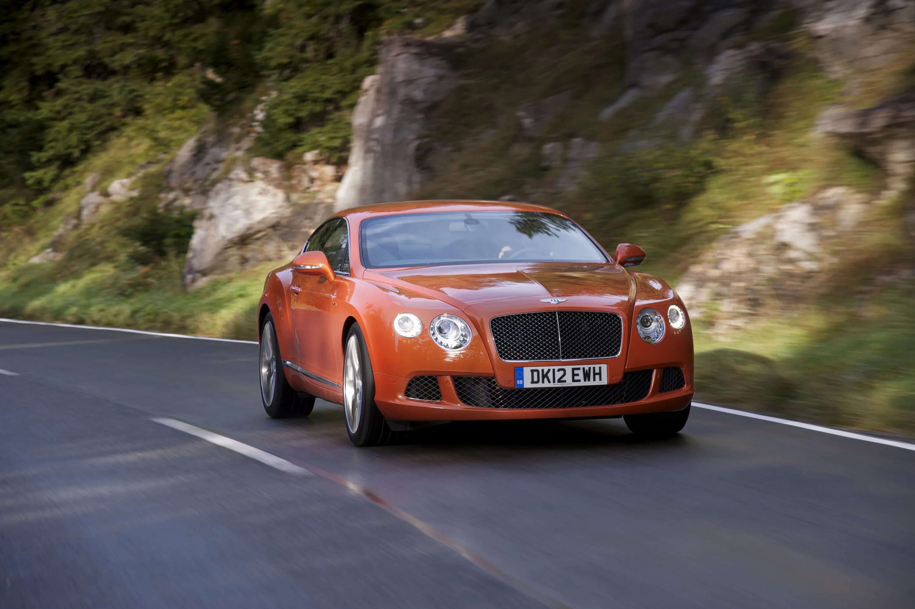 Включи представляют машины. Bentley Continental gt Speed 2013. Бентли Континенталь gt 2012. Bentley Continental gt Speed 2012. Бентли Континенталь ГТ Спеед 2012.