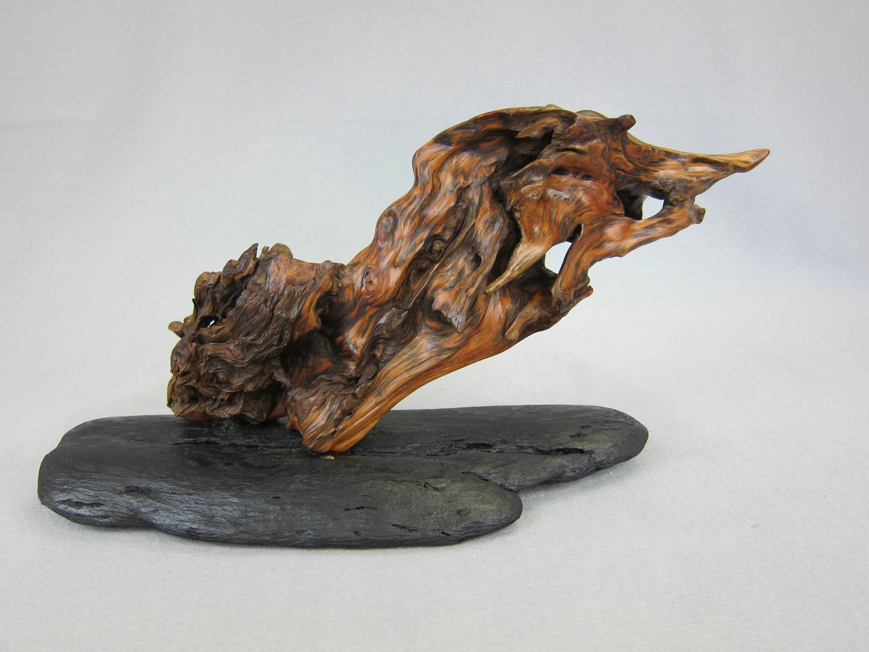 рыбки на коряге. рыба из топляка. лагуна коряга с растениями 280 90 390мм. скульптура рыбы из дерева. скульптуры тони фредрикссона.