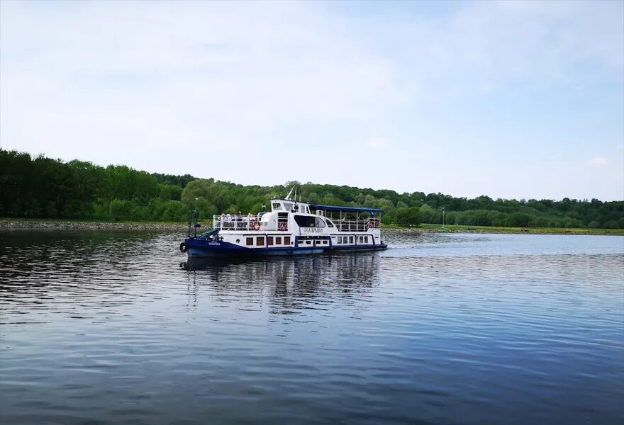 Комета ялта севастополь 2022. Речной вокзал. Причал 2020. Парк коломенское причал. Самара речной вокзал причалы.